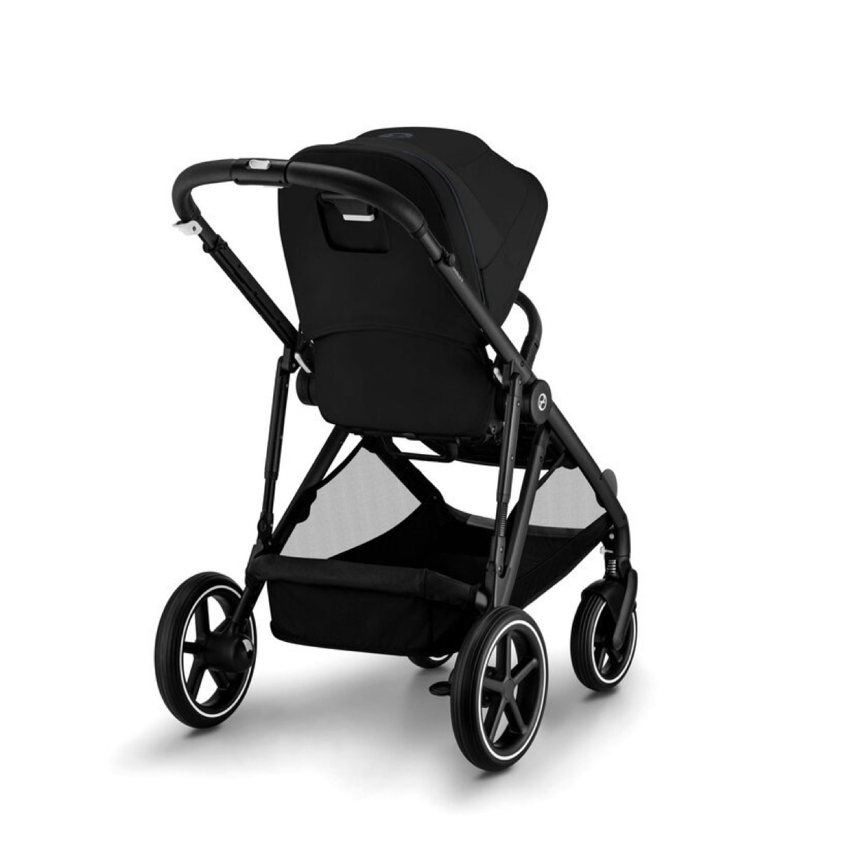 Gazelle S stroller in Moon Black in a lifestyle setting
